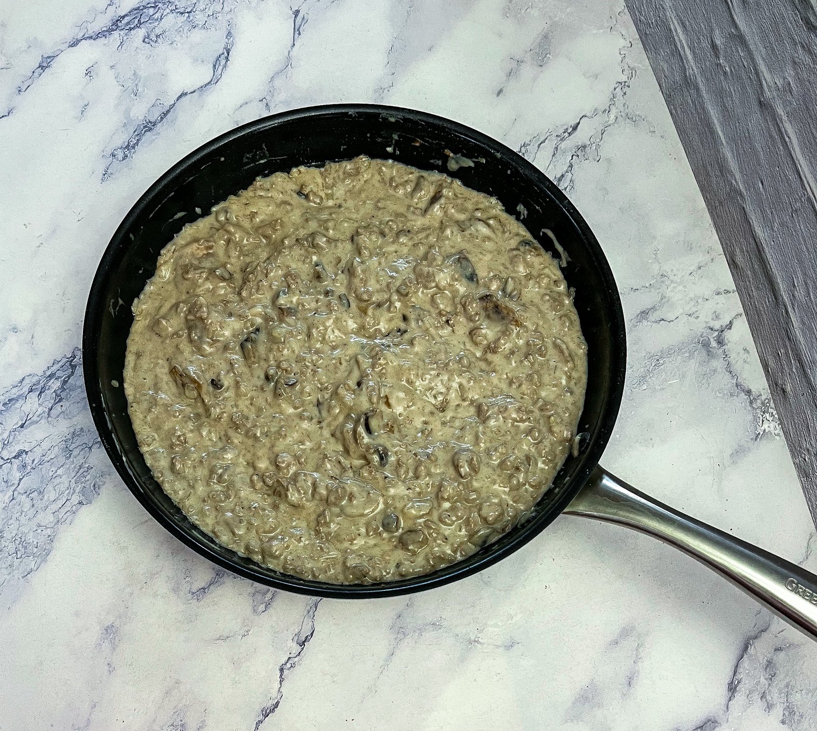 beef stroganoff in pan