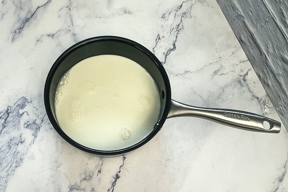 vanilla pudding in pan