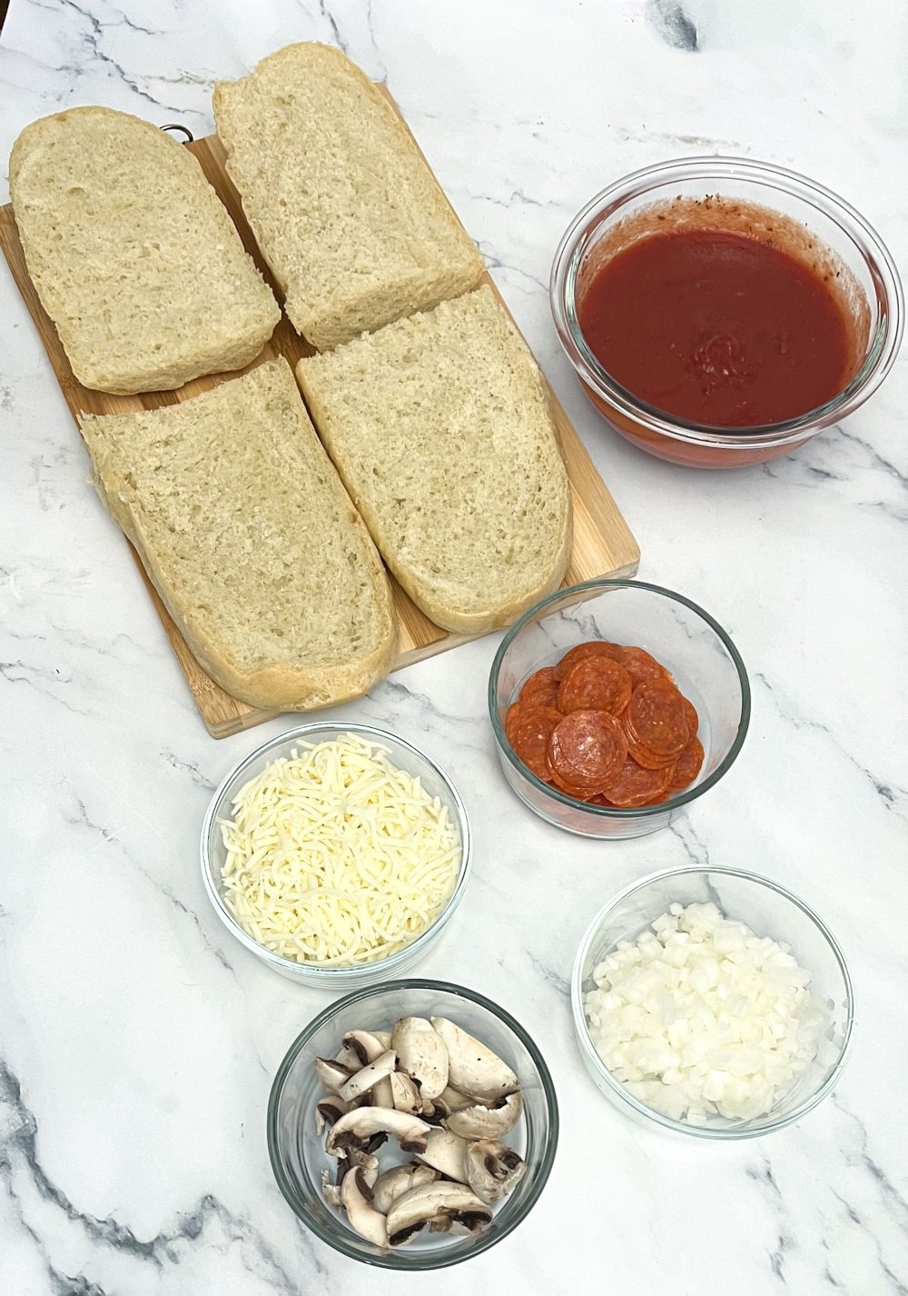 french bread pizza ingredients