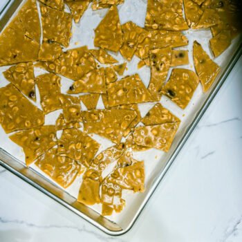 Homemade peanut brittle