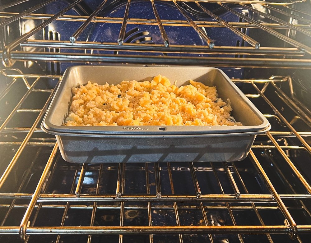 blueberry buckle baking