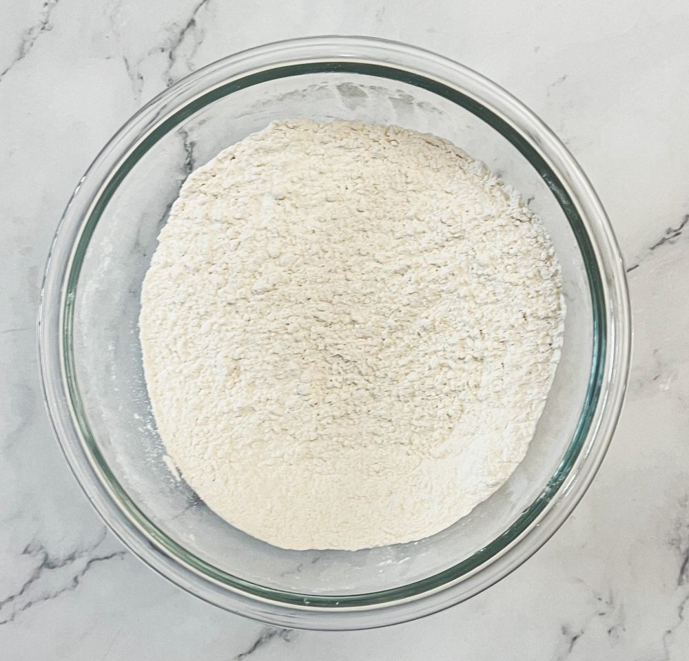 flour-baking-powder-and-salt