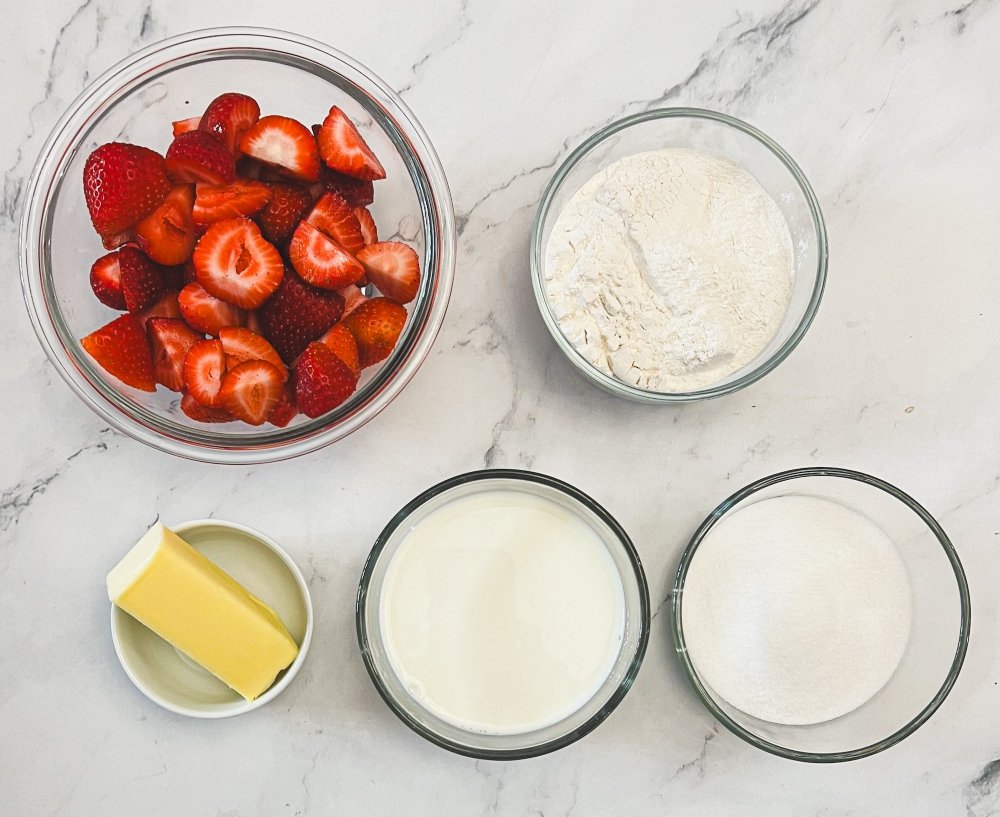 Skillet Strawberry Cobbler Ingredients