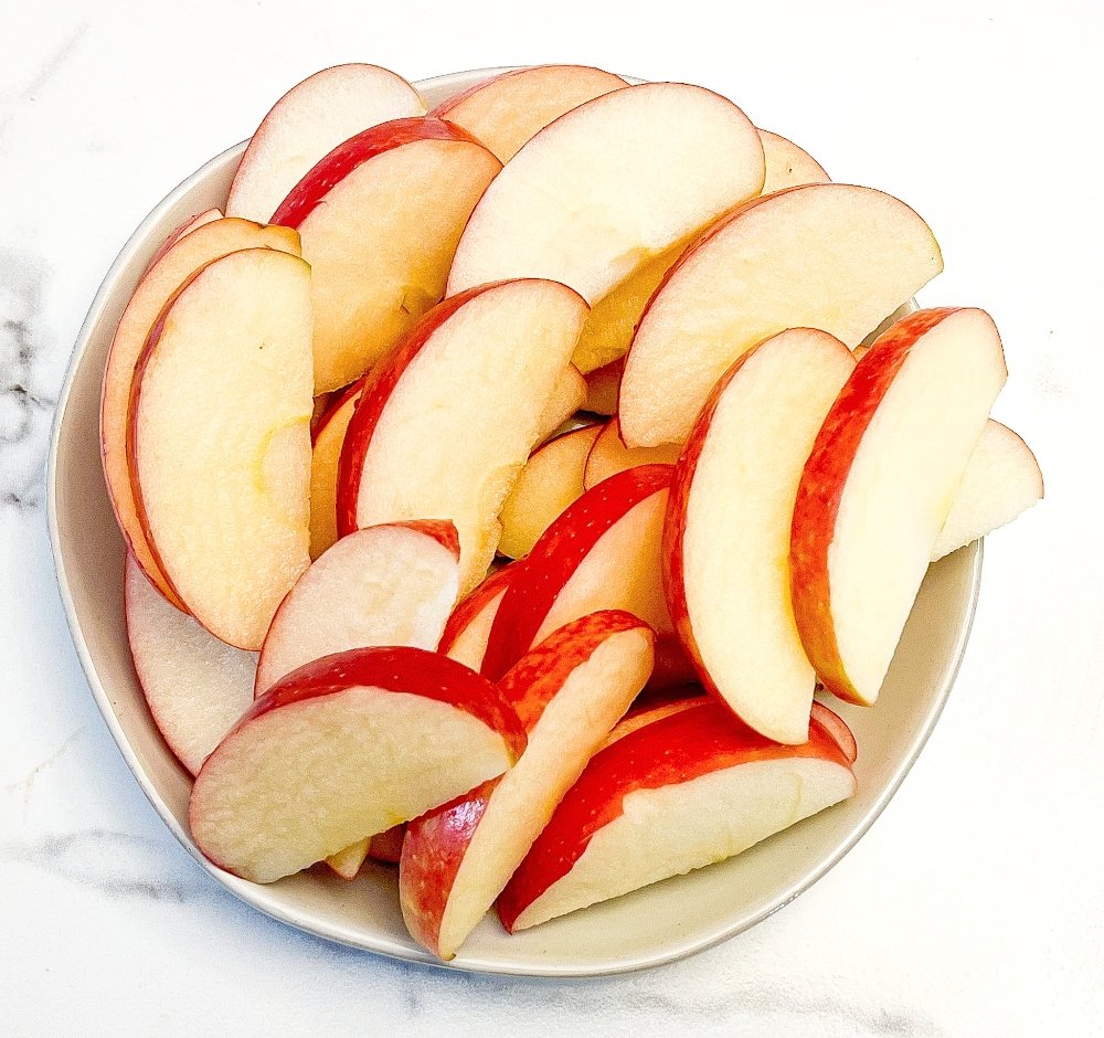 Sliced honeycrisp apples