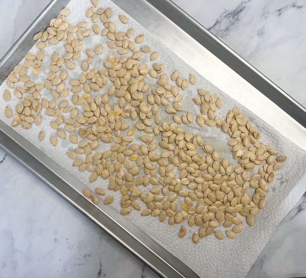 Drying pumpkin seeds