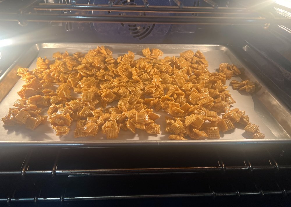 Baking caramel chex crunch